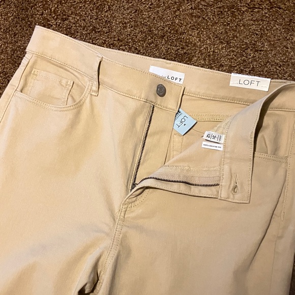 LOFT.  VERY NICE pair of Tan Flare-Leg Denim Pants. Size 12 PETITE. NICE FABRIC! - Picture 6 of 7